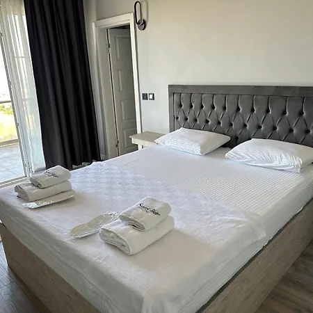 Aparthotel Sunset Hill *